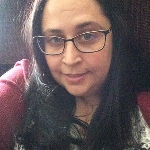 Meet your Posher, Angela